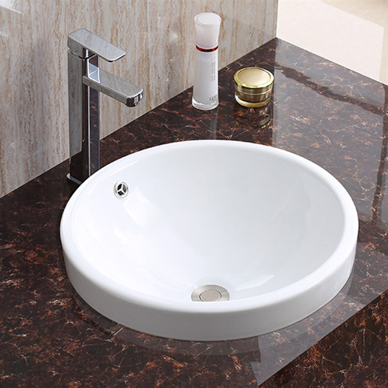 Traditional Drop-in Bathroom Sink Oval Porcelain with Faucet Basin Sink Clearhalo 'Bathroom Remodel & Bathroom Fixtures' 'Bathroom Sinks & Faucet Components' 'Bathroom Sinks' 'bathroom_sink' 'Home Improvement' 'home_improvement' 'home_improvement_bathroom_sink' 7109976