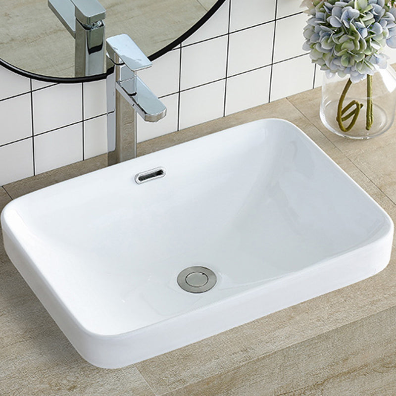 Traditional Drop-in Bathroom Sink Oval Porcelain with Faucet Basin Sink Clearhalo 'Bathroom Remodel & Bathroom Fixtures' 'Bathroom Sinks & Faucet Components' 'Bathroom Sinks' 'bathroom_sink' 'Home Improvement' 'home_improvement' 'home_improvement_bathroom_sink' 7109982