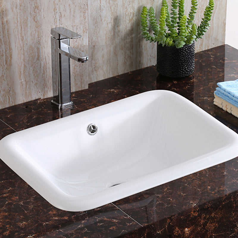 Traditional Drop-in Bathroom Sink Oval Porcelain with Faucet Basin Sink Clearhalo 'Bathroom Remodel & Bathroom Fixtures' 'Bathroom Sinks & Faucet Components' 'Bathroom Sinks' 'bathroom_sink' 'Home Improvement' 'home_improvement' 'home_improvement_bathroom_sink' 7109985