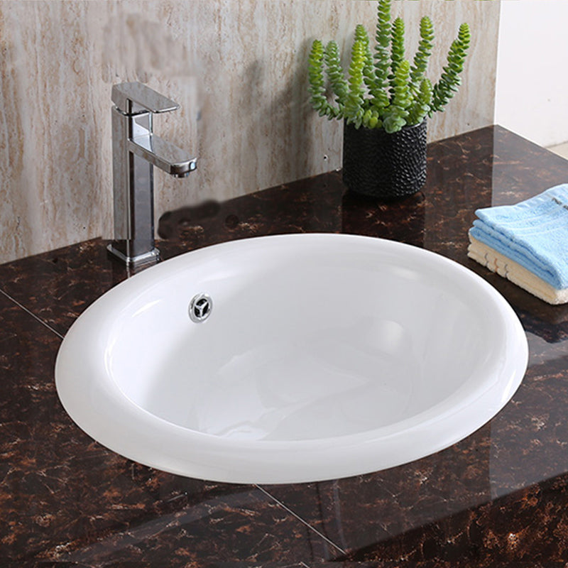 Traditional Drop-in Bathroom Sink Oval Porcelain with Faucet Basin Sink 17.7"L x 14.2"W x 7.1"H Sink with Faucet Clearhalo 'Bathroom Remodel & Bathroom Fixtures' 'Bathroom Sinks & Faucet Components' 'Bathroom Sinks' 'bathroom_sink' 'Home Improvement' 'home_improvement' 'home_improvement_bathroom_sink' 7109989