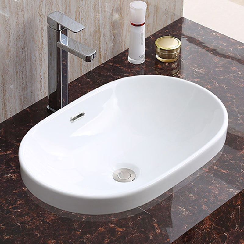 Traditional Drop-in Bathroom Sink Oval Porcelain with Faucet Basin Sink 24"L x 16"W x 6"H Sink with Faucet Clearhalo 'Bathroom Remodel & Bathroom Fixtures' 'Bathroom Sinks & Faucet Components' 'Bathroom Sinks' 'bathroom_sink' 'Home Improvement' 'home_improvement' 'home_improvement_bathroom_sink' 7109990