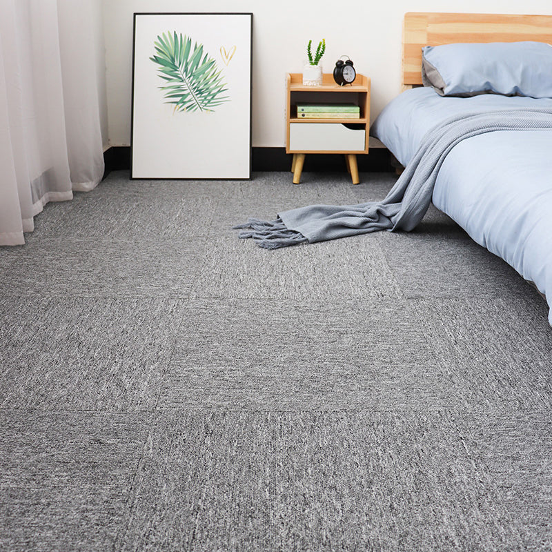 Modern Carpet Floor Tile Self Adhesive Level Loop Stain Resistant Carpet Tile Light Gray 4-Piece Set Clearhalo 'Carpet Tiles & Carpet Squares' 'carpet_tiles_carpet_squares' 'Flooring 'Home Improvement' 'home_improvement' 'home_improvement_carpet_tiles_carpet_squares' Walls and Ceiling' 7110269