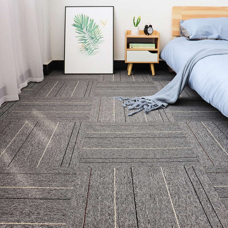 Modern Carpet Floor Tile Self Adhesive Level Loop Stain Resistant Carpet Tile Smoke Gray 4-Piece Set Clearhalo 'Carpet Tiles & Carpet Squares' 'carpet_tiles_carpet_squares' 'Flooring 'Home Improvement' 'home_improvement' 'home_improvement_carpet_tiles_carpet_squares' Walls and Ceiling' 7110290