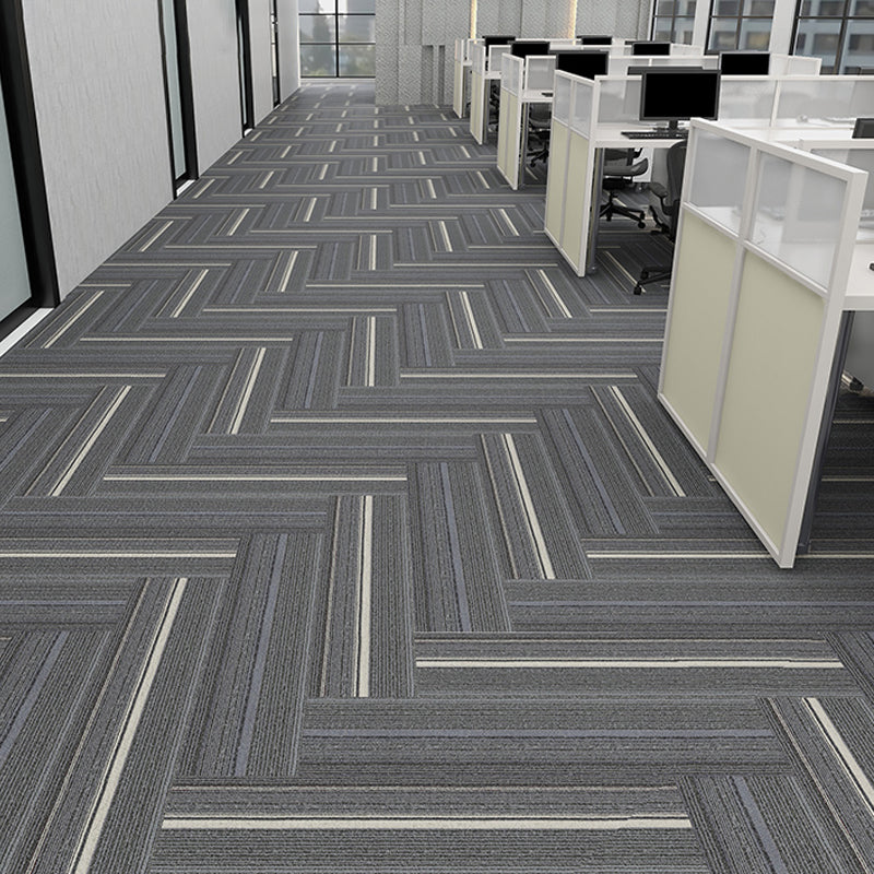Modern Carpet Floor Tile Level Loop Self Adhesive Stain Resistant Carpet Tiles Light Gray-White 40-Piece Set Clearhalo 'Carpet Tiles & Carpet Squares' 'carpet_tiles_carpet_squares' 'Flooring 'Home Improvement' 'home_improvement' 'home_improvement_carpet_tiles_carpet_squares' Walls and Ceiling' 7110385
