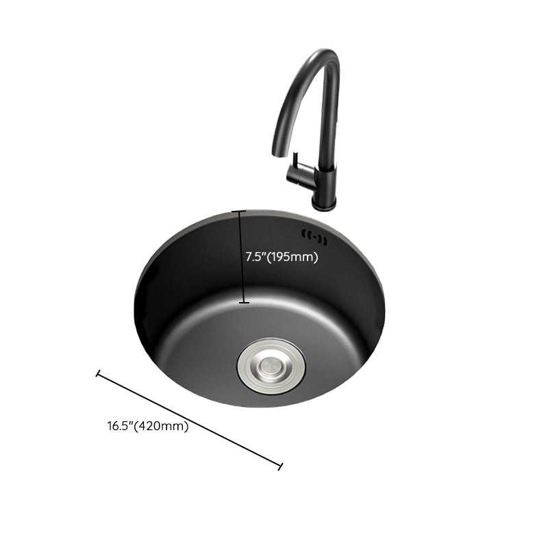 Single Bowl Stainless Steel Sink in black with Strainer Undermount Kitchen Sink Clearhalo 'Home Improvement' 'home_improvement' 'home_improvement_kitchen_sinks' 'Kitchen Remodel & Kitchen Fixtures' 'Kitchen Sinks & Faucet Components' 'Kitchen Sinks' 'kitchen_sinks' 7110930