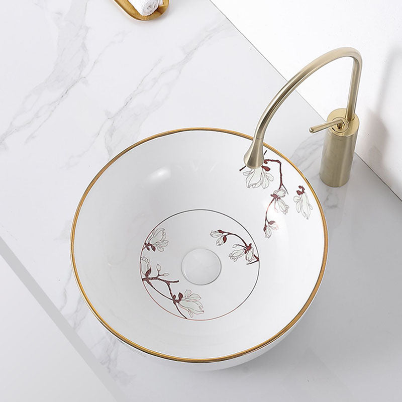 Traditional Vessel Sink Round Porcelain with Faucet Vessel Bathroom Sink Clearhalo 'Bathroom Remodel & Bathroom Fixtures' 'Bathroom Sinks & Faucet Components' 'Bathroom Sinks' 'bathroom_sink' 'Home Improvement' 'home_improvement' 'home_improvement_bathroom_sink' 7111148