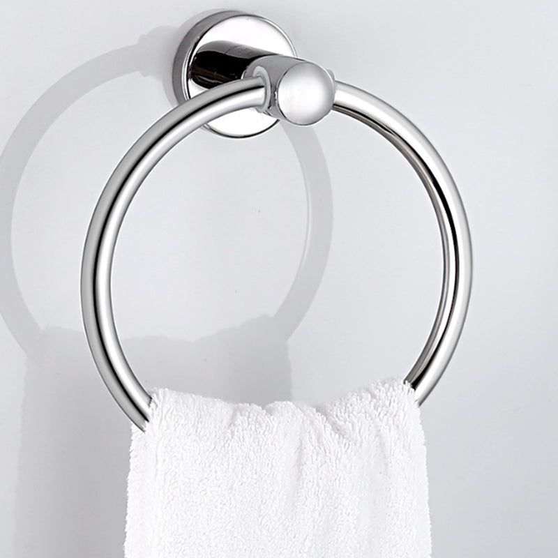 Contemporary Bathroom Accessories Hardware Set in Silver with Towel Bar Clearhalo 'Bathroom Hardware Sets' 'Bathroom Hardware' 'Bathroom Remodel & Bathroom Fixtures' 'bathroom_hardware_sets' 'Home Improvement' 'home_improvement' 'home_improvement_bathroom_hardware_sets' 7116365