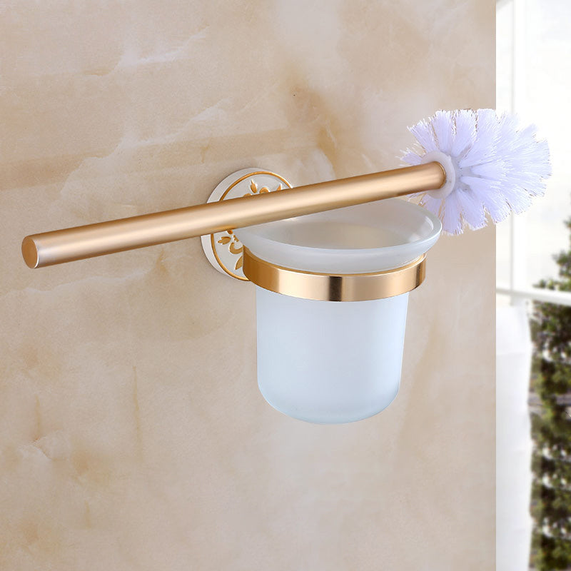 Traditional Metal Bathroom Accessory As Individual Or As a Set Beige Toilet Brush Clearhalo 'Bathroom Hardware Sets' 'Bathroom Hardware' 'Bathroom Remodel & Bathroom Fixtures' 'bathroom_hardware_sets' 'Home Improvement' 'home_improvement' 'home_improvement_bathroom_hardware_sets' 7116924
