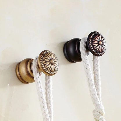 4-Piece Traditional Bathroom Accessory Set Gold Brass Bathroom Accessories Hardware Set Towel Robe Hook Clearhalo 'Bathroom Hardware Sets' 'Bathroom Hardware' 'Bathroom Remodel & Bathroom Fixtures' 'bathroom_hardware_sets' 'Home Improvement' 'home_improvement' 'home_improvement_bathroom_hardware_sets' 7117110