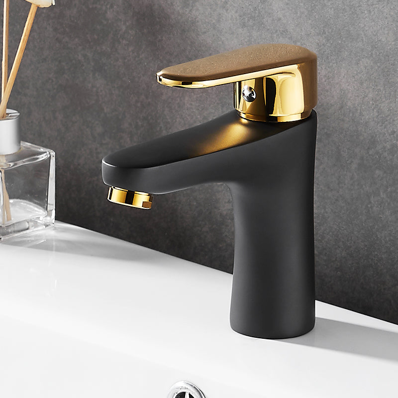 Black-Gold Vessel Sink Faucet Lever Handle Low Arc Vessel Faucet Clearhalo 'Bathroom Remodel & Bathroom Fixtures' 'Bathroom Sink Faucets' 'Bathroom Sinks & Faucet Components' 'bathroom_sink_faucets' 'Home Improvement' 'home_improvement' 'home_improvement_bathroom_sink_faucets' 7119646