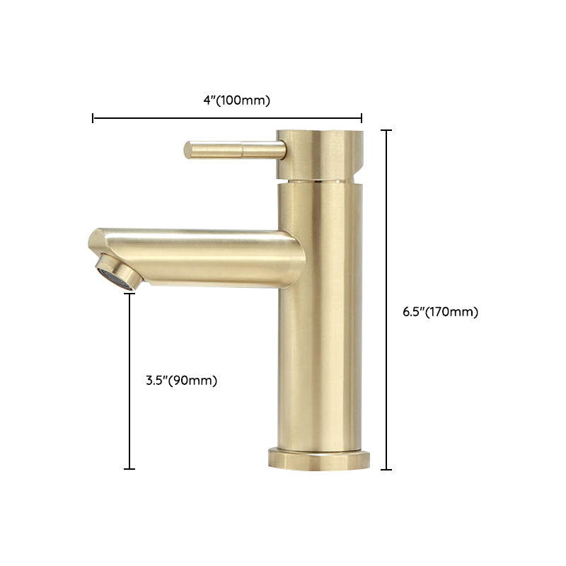 Deck Mounted Roman Tub Faucet Low Arc Tub Faucet Set in Gold Clearhalo 'Bathroom Remodel & Bathroom Fixtures' 'Bathroom Sink Faucets' 'Bathroom Sinks & Faucet Components' 'bathroom_sink_faucets' 'Home Improvement' 'home_improvement' 'home_improvement_bathroom_sink_faucets' 7119698