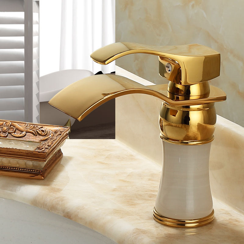 Deck Mounted Copper Roman Tub Faucet Low Arc Roman Tub Faucet Set with Jade Clearhalo 'Bathroom Remodel & Bathroom Fixtures' 'Bathroom Sink Faucets' 'Bathroom Sinks & Faucet Components' 'bathroom_sink_faucets' 'Home Improvement' 'home_improvement' 'home_improvement_bathroom_sink_faucets' 7119706