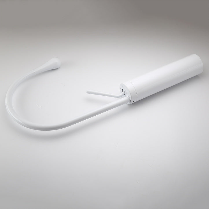 Deck Mounted Metal Bathtub Faucet Tub Filler Single Handle Drip Faucet Clearhalo 'Bathroom Remodel & Bathroom Fixtures' 'Bathroom Sink Faucets' 'Bathroom Sinks & Faucet Components' 'bathroom_sink_faucets' 'Home Improvement' 'home_improvement' 'home_improvement_bathroom_sink_faucets' 7119784