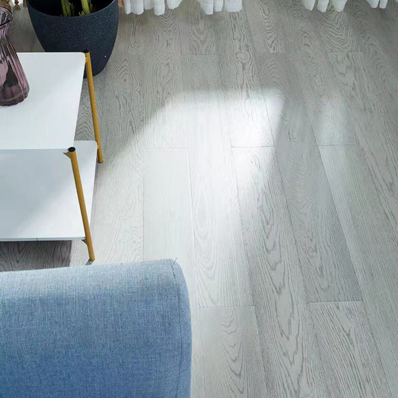 Traditional Laminate Floor Click-Lock Mildew Resistant Laminate Plank Flooring Old Wood Clearhalo 'Flooring 'Home Improvement' 'home_improvement' 'home_improvement_laminate_flooring' 'Laminate Flooring' 'laminate_flooring' Walls and Ceiling' 7120260