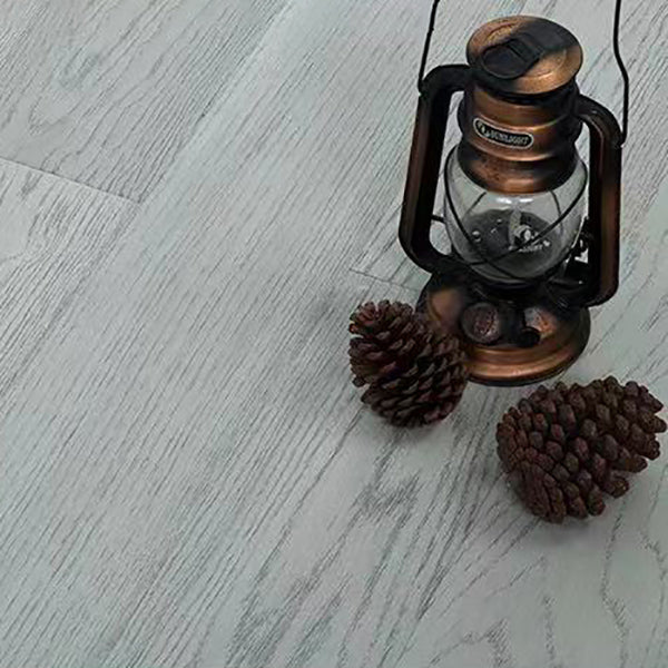 Traditional Laminate Floor Click-Lock Mildew Resistant Laminate Plank Flooring Clearhalo 'Flooring 'Home Improvement' 'home_improvement' 'home_improvement_laminate_flooring' 'Laminate Flooring' 'laminate_flooring' Walls and Ceiling' 7120268