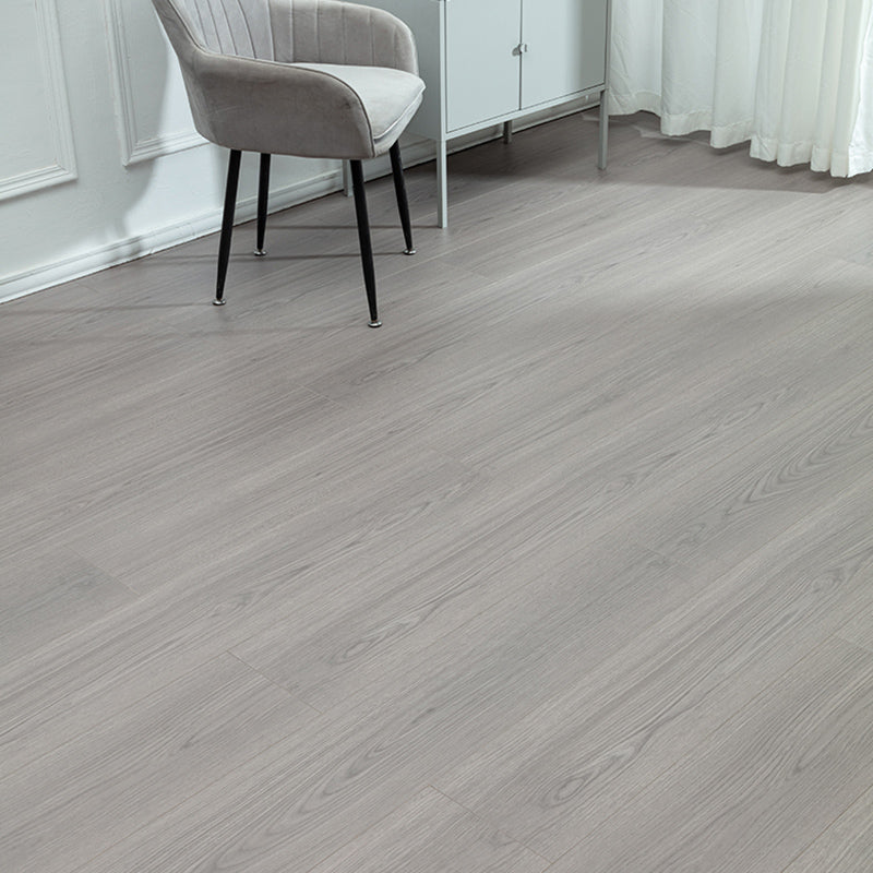 Traditional Laminate Flooring Scratch Resistant 15mm Thickness Laminate Floor Bright Grey Clearhalo 'Flooring 'Home Improvement' 'home_improvement' 'home_improvement_laminate_flooring' 'Laminate Flooring' 'laminate_flooring' Walls and Ceiling' 7120327