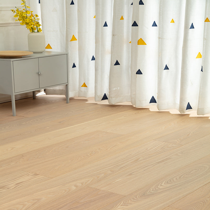 Modern Laminate Plank Flooring Scratch Resistant Click-Lock 15mm Thickness Laminate Clearhalo 'Flooring 'Home Improvement' 'home_improvement' 'home_improvement_laminate_flooring' 'Laminate Flooring' 'laminate_flooring' Walls and Ceiling' 7120350