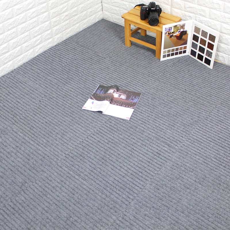 Carpet Tiles 18" X 18" Self-Stick Peel and Stick Level Loop Non-Skid Living Room Light Gray Clearhalo 'Carpet Tiles & Carpet Squares' 'carpet_tiles_carpet_squares' 'Flooring 'Home Improvement' 'home_improvement' 'home_improvement_carpet_tiles_carpet_squares' Walls and Ceiling' 7127431