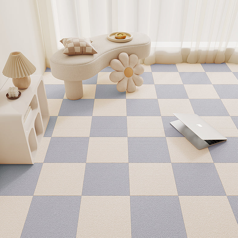 Carpet Tile 12" X 12" Loose Lay Level Loop Non-Skid Living Room Light Gray Beige Clearhalo 'Carpet Tiles & Carpet Squares' 'carpet_tiles_carpet_squares' 'Flooring 'Home Improvement' 'home_improvement' 'home_improvement_carpet_tiles_carpet_squares' Walls and Ceiling' 7127488