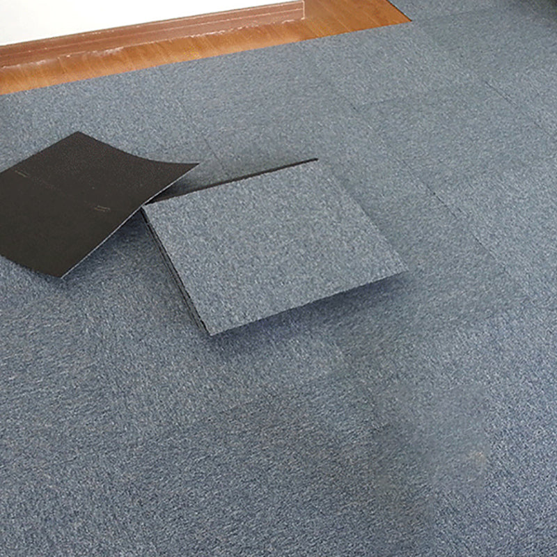 Carpet Tile 20" X 20" Glue Down or Adhesive Tabs Non-Skid Dining Room Clearhalo 'Carpet Tiles & Carpet Squares' 'carpet_tiles_carpet_squares' 'Flooring 'Home Improvement' 'home_improvement' 'home_improvement_carpet_tiles_carpet_squares' Walls and Ceiling' 7127548