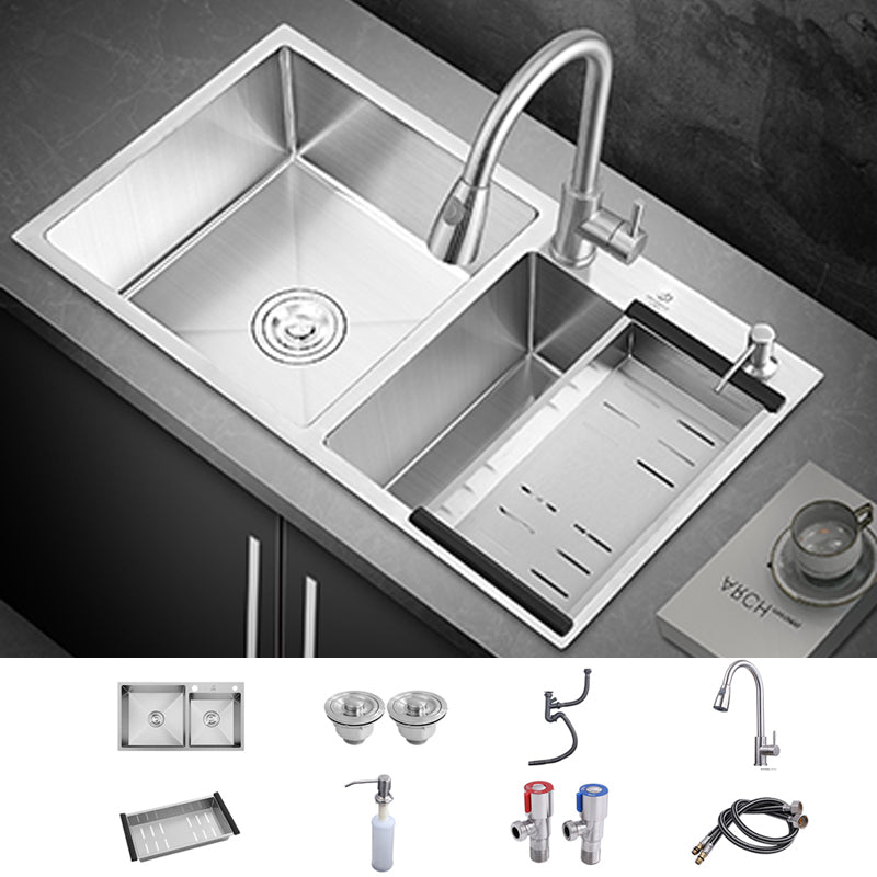 Modern Style Kitchen Sink Overflow Hole Design Scratch Resistant Kitchen Sink Sink with Faucet Pull Out Faucet Clearhalo 'Home Improvement' 'home_improvement' 'home_improvement_kitchen_sinks' 'Kitchen Remodel & Kitchen Fixtures' 'Kitchen Sinks & Faucet Components' 'Kitchen Sinks' 'kitchen_sinks' 7134185