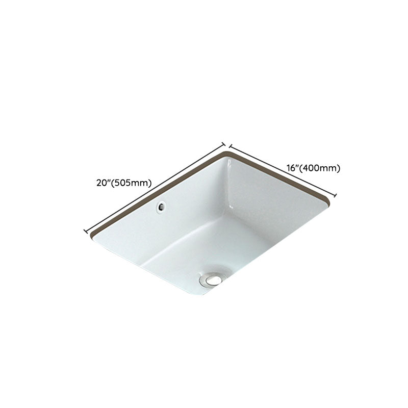 Traditional Undermount Bathroom Sink Porcelain with Overflow Basin Sink Clearhalo 'Bathroom Remodel & Bathroom Fixtures' 'Bathroom Sinks & Faucet Components' 'Bathroom Sinks' 'bathroom_sink' 'Home Improvement' 'home_improvement' 'home_improvement_bathroom_sink' 7147770