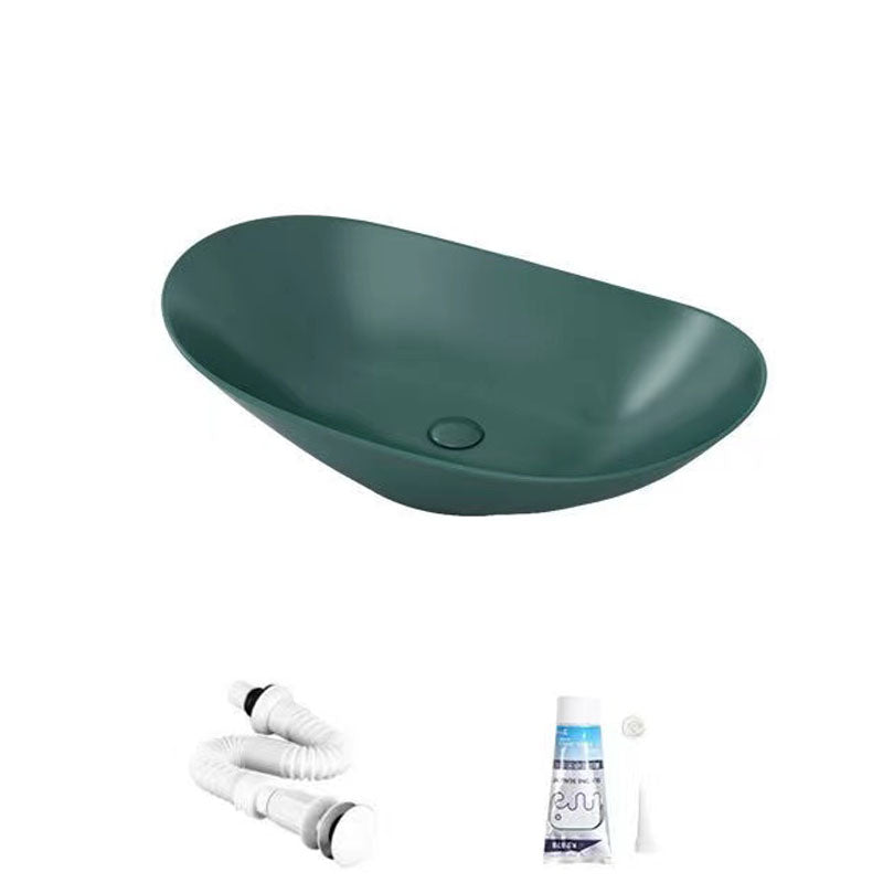 Modern Vessel Bathroom Sink Oval-shape Porcelain Vessel Lavatory Sink Green Unavailiable Sink Clearhalo 'Bathroom Remodel & Bathroom Fixtures' 'Bathroom Sinks & Faucet Components' 'Bathroom Sinks' 'bathroom_sink' 'Home Improvement' 'home_improvement' 'home_improvement_bathroom_sink' 7147833