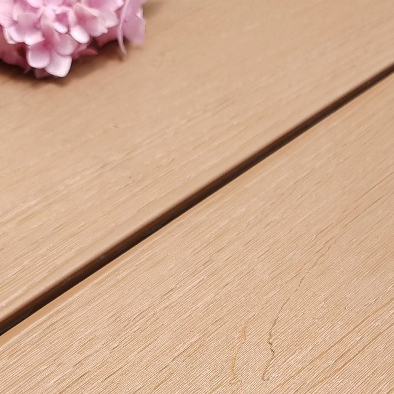 Medium Wood Engineered Hardwood Flooring Waterproof Click-Locking for Patio Garden Clearhalo 'Flooring 'Hardwood Flooring' 'hardwood_flooring' 'Home Improvement' 'home_improvement' 'home_improvement_hardwood_flooring' Walls and Ceiling' 7148653