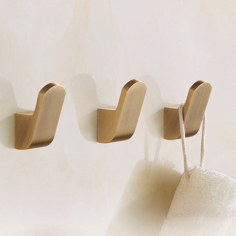 Brass 5 Piece Bathroom Accessory Set Vintage Metal Robe Hooks Antique Brass 3 Piece Set Towel Robe Hook Clearhalo 'Bathroom Hardware Sets' 'Bathroom Hardware' 'Bathroom Remodel & Bathroom Fixtures' 'bathroom_hardware_sets' 'Home Improvement' 'home_improvement' 'home_improvement_bathroom_hardware_sets' 7160004