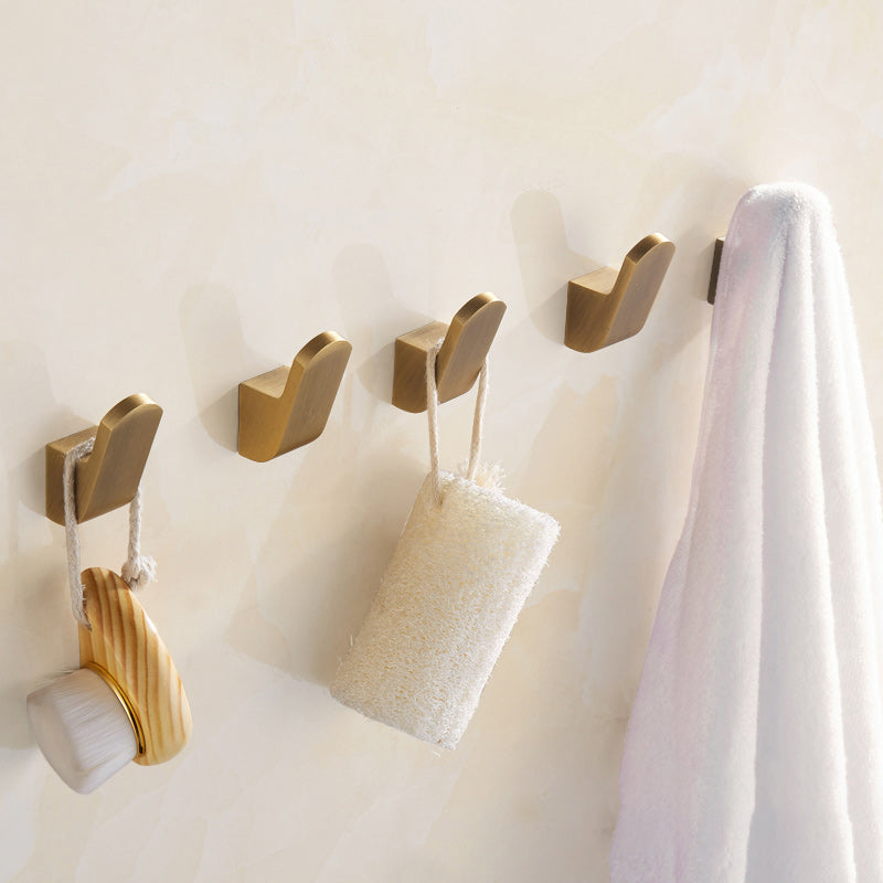 Brass 5 Piece Bathroom Accessory Set Vintage Metal Robe Hooks Antique Brass 5 Piece Set Towel Robe Hook Clearhalo 'Bathroom Hardware Sets' 'Bathroom Hardware' 'Bathroom Remodel & Bathroom Fixtures' 'bathroom_hardware_sets' 'Home Improvement' 'home_improvement' 'home_improvement_bathroom_hardware_sets' 7160006
