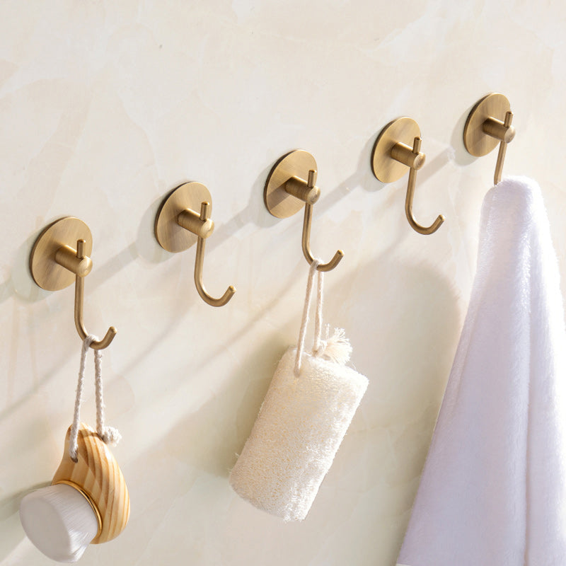 Brass 5 Piece Bathroom Accessory Set Vintage Metal Robe Hooks Antique Brass 5 Piece Set Round Single Hook Clearhalo 'Bathroom Hardware Sets' 'Bathroom Hardware' 'Bathroom Remodel & Bathroom Fixtures' 'bathroom_hardware_sets' 'Home Improvement' 'home_improvement' 'home_improvement_bathroom_hardware_sets' 7160018