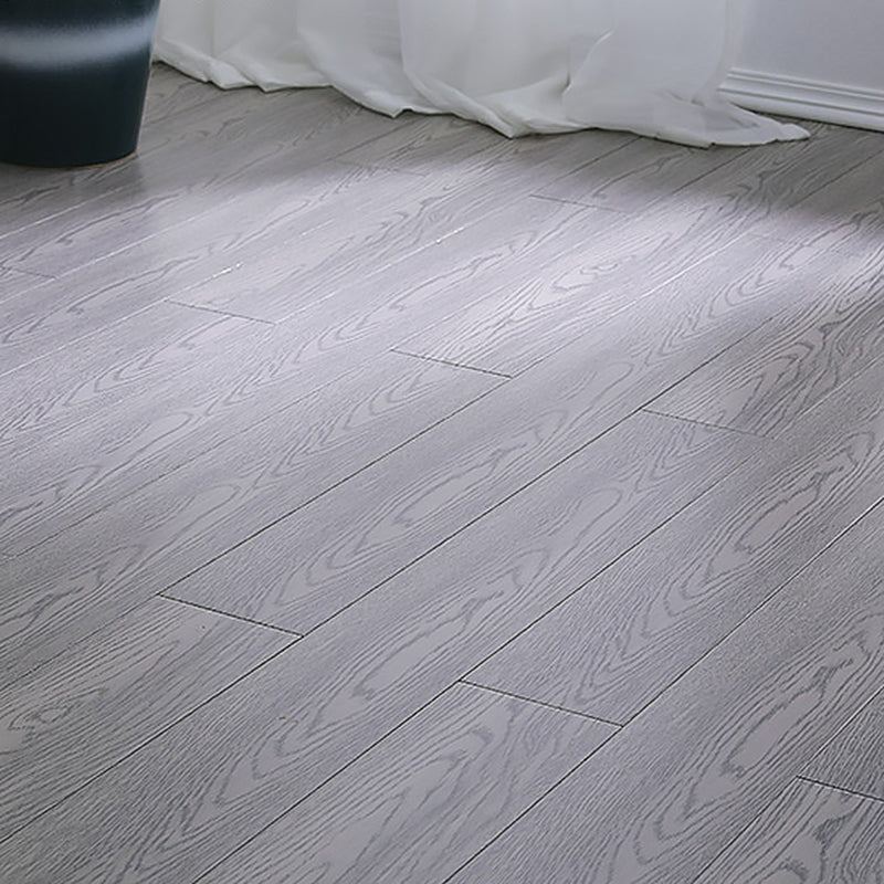 Traditional Waterproof Wood Flooring Solid Wood Engineered Flooring Tiles Smoke Grey Clearhalo 'Flooring 'Hardwood Flooring' 'hardwood_flooring' 'Home Improvement' 'home_improvement' 'home_improvement_hardwood_flooring' Walls and Ceiling' 7164428