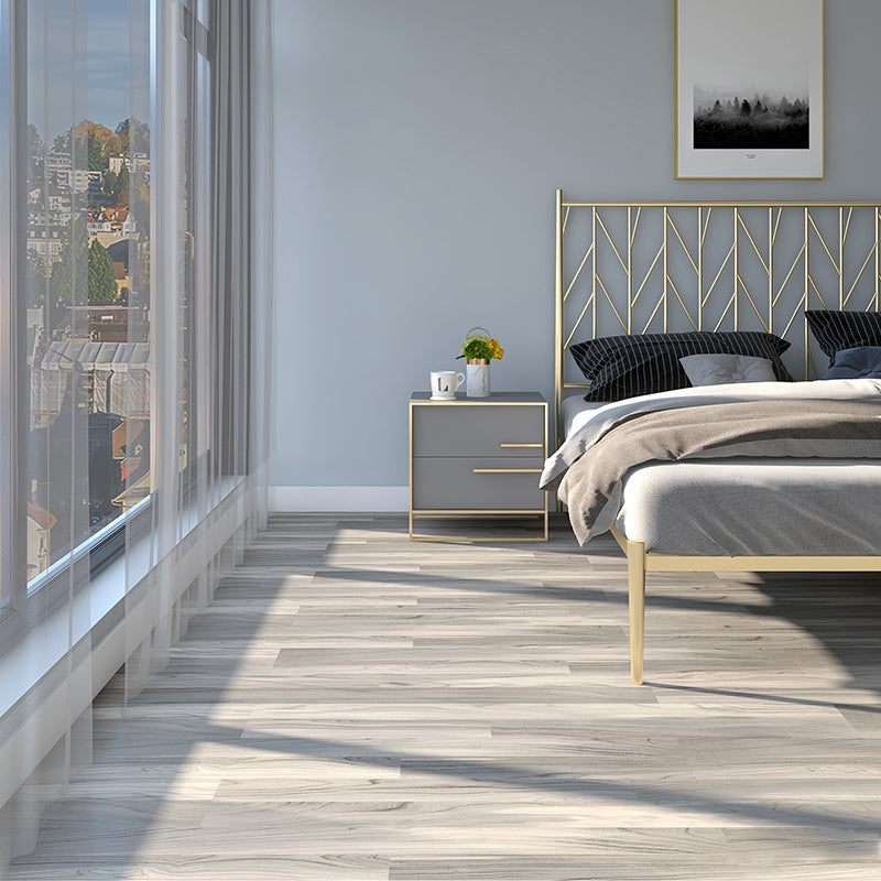 Contemporary Laminate Floor 10mm Thickness Click Scratch Resistant Laminate Old Wood Clearhalo 'Flooring 'Home Improvement' 'home_improvement' 'home_improvement_laminate_flooring' 'Laminate Flooring' 'laminate_flooring' Walls and Ceiling' 7164604