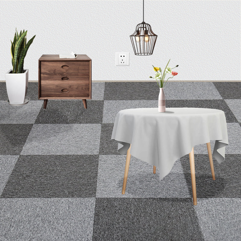 Indoor Carpet Floor Tile Level Loop Non-Skid Fire Resistant Living Room Gray-White Clearhalo 'Carpet Tiles & Carpet Squares' 'carpet_tiles_carpet_squares' 'Flooring 'Home Improvement' 'home_improvement' 'home_improvement_carpet_tiles_carpet_squares' Walls and Ceiling' 7164784