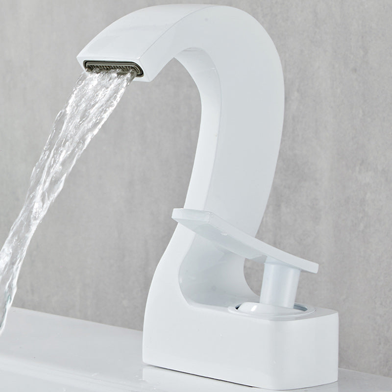 Modern Single Handle Sink Faucet Bathroom Brass Centered Faucet White Clearhalo 'Bathroom Remodel & Bathroom Fixtures' 'Bathroom Sink Faucets' 'Bathroom Sinks & Faucet Components' 'bathroom_sink_faucets' 'Home Improvement' 'home_improvement' 'home_improvement_bathroom_sink_faucets' 7164825