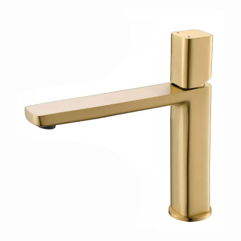 Modern Bathroom Sink Faucet with Single Handle Brass Square Faucet Gold Short Clearhalo 'Bathroom Remodel & Bathroom Fixtures' 'Bathroom Sink Faucets' 'Bathroom Sinks & Faucet Components' 'bathroom_sink_faucets' 'Home Improvement' 'home_improvement' 'home_improvement_bathroom_sink_faucets' 7164876