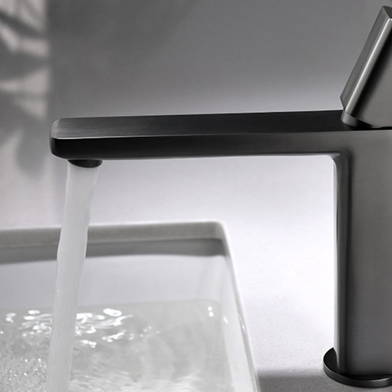 Modern Bathroom Sink Faucet with Single Handle Brass Square Faucet Clearhalo 'Bathroom Remodel & Bathroom Fixtures' 'Bathroom Sink Faucets' 'Bathroom Sinks & Faucet Components' 'bathroom_sink_faucets' 'Home Improvement' 'home_improvement' 'home_improvement_bathroom_sink_faucets' 7164880