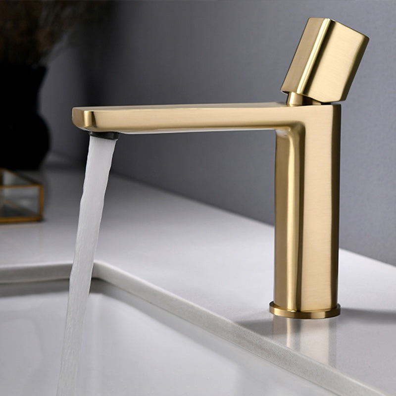 Modern Bathroom Sink Faucet with Single Handle Brass Square Faucet Clearhalo 'Bathroom Remodel & Bathroom Fixtures' 'Bathroom Sink Faucets' 'Bathroom Sinks & Faucet Components' 'bathroom_sink_faucets' 'Home Improvement' 'home_improvement' 'home_improvement_bathroom_sink_faucets' 7164886