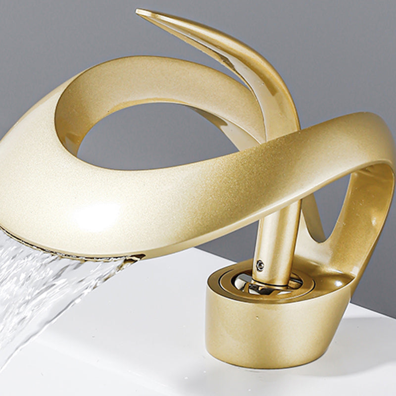 Luxury Single Handle Sink Faucet Brass Bathroom Novel Shape Faucet Clearhalo 'Bathroom Remodel & Bathroom Fixtures' 'Bathroom Sink Faucets' 'Bathroom Sinks & Faucet Components' 'bathroom_sink_faucets' 'Home Improvement' 'home_improvement' 'home_improvement_bathroom_sink_faucets' 7164948