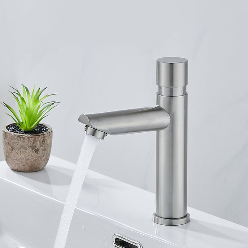 Modern Low Arc Sink Faucet with Single Handle Bathroom Sink Faucet Clearhalo 'Bathroom Remodel & Bathroom Fixtures' 'Bathroom Sink Faucets' 'Bathroom Sinks & Faucet Components' 'bathroom_sink_faucets' 'Home Improvement' 'home_improvement' 'home_improvement_bathroom_sink_faucets' 7164978
