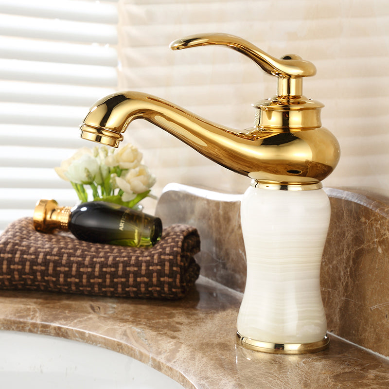 Classic Bathroom Vessel Faucet Lever Handle Circular Vessel Faucet Weiß Elbow Outlet Clearhalo 'Bathroom Remodel & Bathroom Fixtures' 'Bathroom Sink Faucets' 'Bathroom Sinks & Faucet Components' 'bathroom_sink_faucets' 'Home Improvement' 'home_improvement' 'home_improvement_bathroom_sink_faucets' 7182326