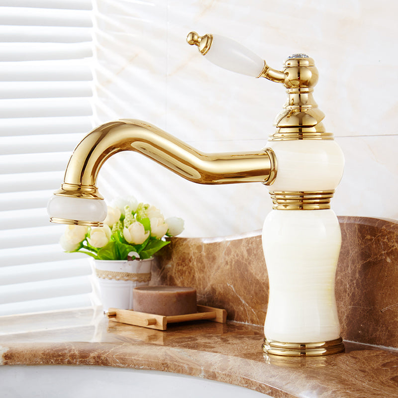 Classic Bathroom Vessel Faucet Lever Handle Circular Vessel Faucet Weiß Swivel Faucet Clearhalo 'Bathroom Remodel & Bathroom Fixtures' 'Bathroom Sink Faucets' 'Bathroom Sinks & Faucet Components' 'bathroom_sink_faucets' 'Home Improvement' 'home_improvement' 'home_improvement_bathroom_sink_faucets' 7182330