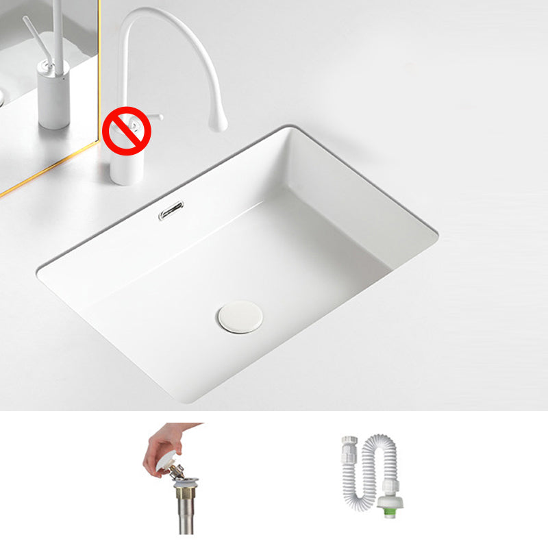 Contemporary Bathroom Sink with Pop-Up Drain Porcelain Rectangular Undermount Vanity Sink 24"L x 16"W x 7"H Sink Clearhalo 'Bathroom Remodel & Bathroom Fixtures' 'Bathroom Sinks & Faucet Components' 'Bathroom Sinks' 'bathroom_sink' 'Home Improvement' 'home_improvement' 'home_improvement_bathroom_sink' 7183191