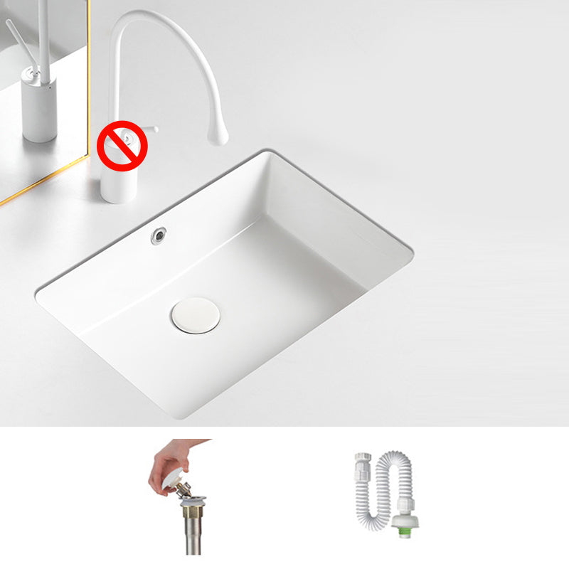 Contemporary Bathroom Sink with Pop-Up Drain Porcelain Rectangular Undermount Vanity Sink 20"L x 13"W x 7"H Sink Clearhalo 'Bathroom Remodel & Bathroom Fixtures' 'Bathroom Sinks & Faucet Components' 'Bathroom Sinks' 'bathroom_sink' 'Home Improvement' 'home_improvement' 'home_improvement_bathroom_sink' 7183195