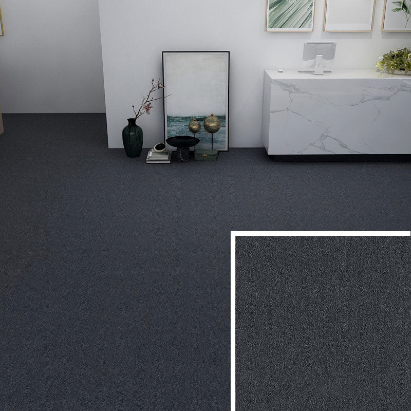 Modern Carpet Floor Tile Self Adhesive Level Loop Fade Resistant Carpet Tile Matte Black Vinyl Clearhalo 'Carpet Tiles & Carpet Squares' 'carpet_tiles_carpet_squares' 'Flooring 'Home Improvement' 'home_improvement' 'home_improvement_carpet_tiles_carpet_squares' Walls and Ceiling' 7184831