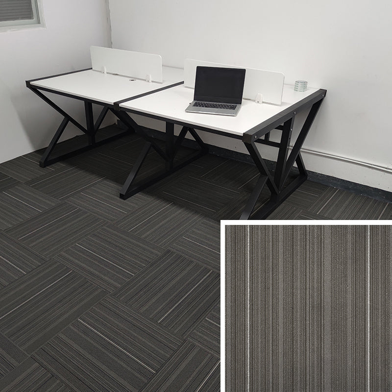 Modern Carpet Floor Tile Self Adhesive Level Loop Fade Resistant Carpet Tile Dark Gray-Black Clearhalo 'Carpet Tiles & Carpet Squares' 'carpet_tiles_carpet_squares' 'Flooring 'Home Improvement' 'home_improvement' 'home_improvement_carpet_tiles_carpet_squares' Walls and Ceiling' 7184858