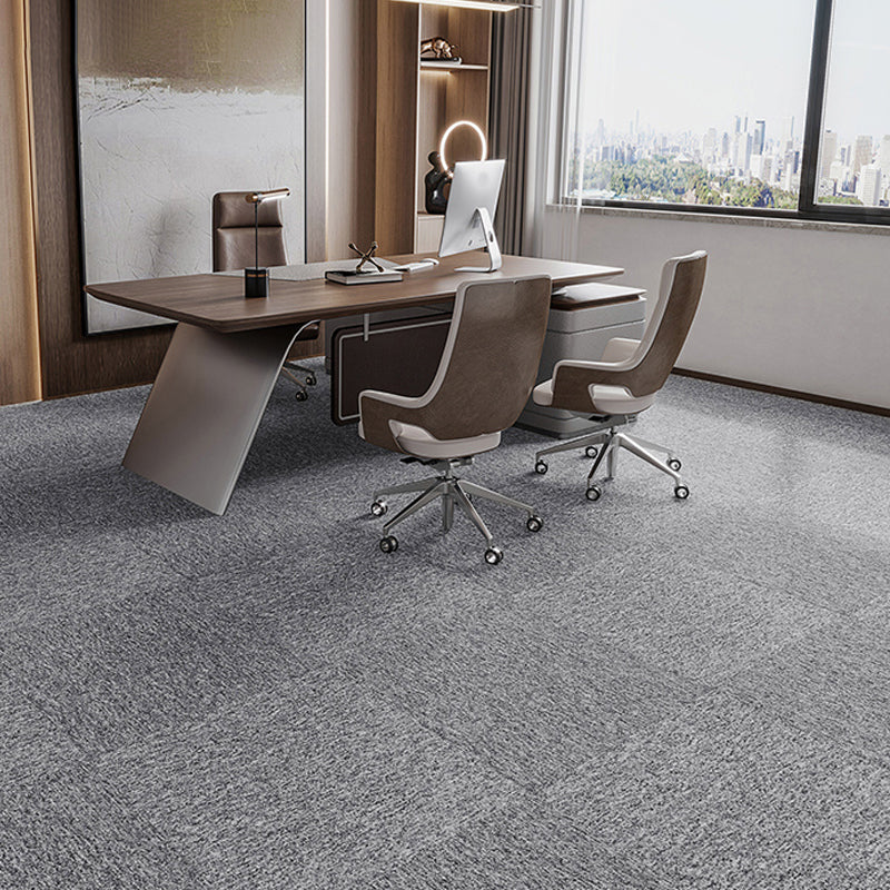 Indoor Carpet Tiles Level Loop Carpet Tiles with Fire Resistant Matte Gray 40-Piece Set Clearhalo 'Carpet Tiles & Carpet Squares' 'carpet_tiles_carpet_squares' 'Flooring 'Home Improvement' 'home_improvement' 'home_improvement_carpet_tiles_carpet_squares' Walls and Ceiling' 7185098
