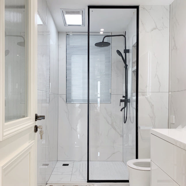 Black Full Frame Fixed Shower Screen Half Partition Shower Door Transparent Clearhalo 'Bathroom Remodel & Bathroom Fixtures' 'Home Improvement' 'home_improvement' 'home_improvement_shower_tub_doors' 'Shower and Tub Doors' 'shower_tub_doors' 'Showers & Bathtubs' 7187965