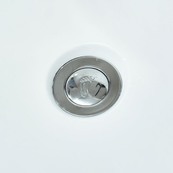 Modern Stand Alone Oval Bath Acrylic Soaking Back to Wall White Bathtub Clearhalo 'Bathroom Remodel & Bathroom Fixtures' 'Bathtubs' 'Home Improvement' 'home_improvement' 'home_improvement_bathtubs' 'Showers & Bathtubs' 7194850