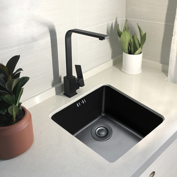 Black Stainless Steel Sink Single Bowl Undermount Sink with Basket Strainer Clearhalo 'Home Improvement' 'home_improvement' 'home_improvement_kitchen_sinks' 'Kitchen Remodel & Kitchen Fixtures' 'Kitchen Sinks & Faucet Components' 'Kitchen Sinks' 'kitchen_sinks' 7196220
